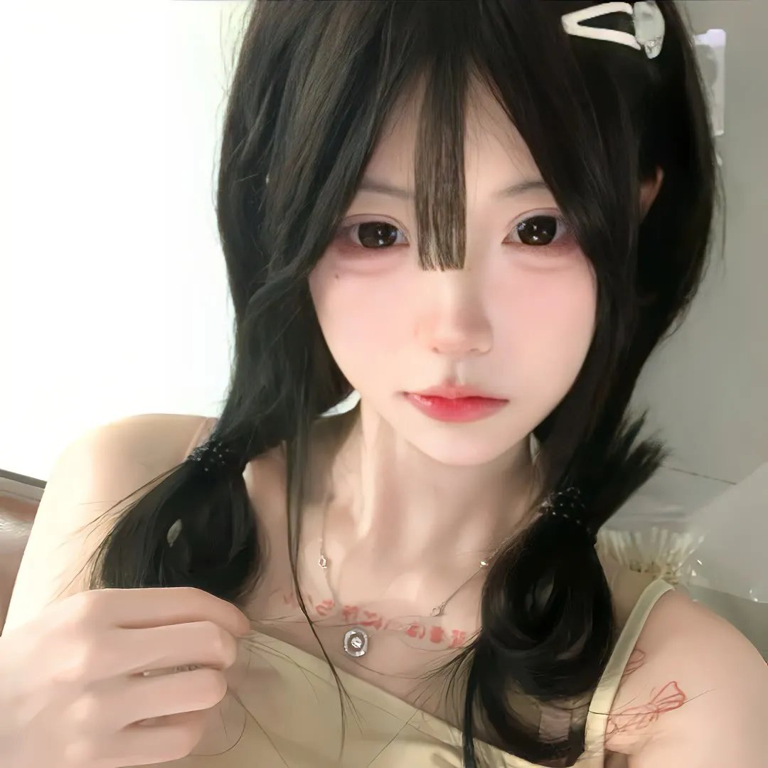 哈啰，我叫朵莉丝